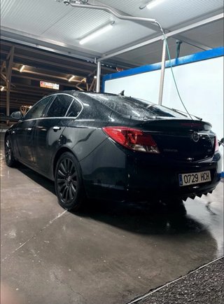 Opel Insignia 2011 (AVERIADO NO SE LA AVERIA )