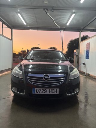 Opel Insignia 2011 (AVERIADO NO SE LA AVERIA )
