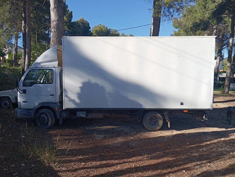 Nissan Cabstar 2005 - foto 1