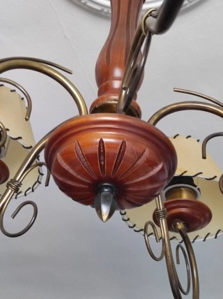 Lámpara 5 brazos metal y madera