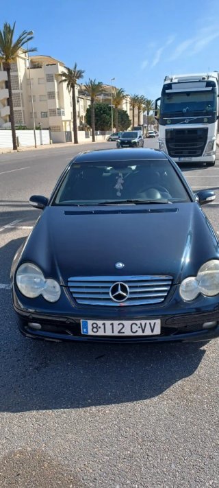 Mercedes-Benz Clase C 2004