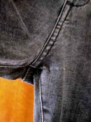 Vaqueros Mango grises mujer