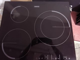 Placa de inducción Zanussi