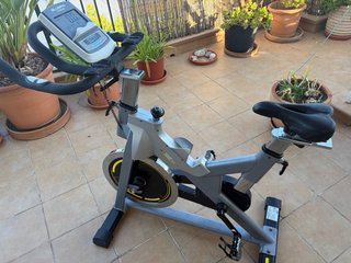 Bicicleta Estática Bluefin Fitness Tour Spin