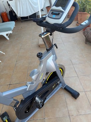 Bicicleta Estática Bluefin Fitness Tour Spin