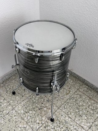 TOM DE PIE DE BATERÍA Y MODELO GRETSCH BROOKLYN