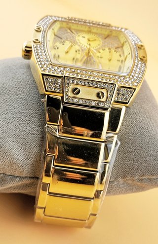 Reloj Guess Phoenix nuevo dorado