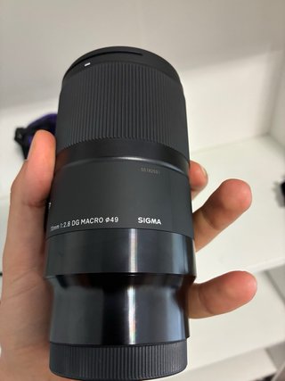 Sigma 70mm f/2.8 DG Macro Art Sony E like new