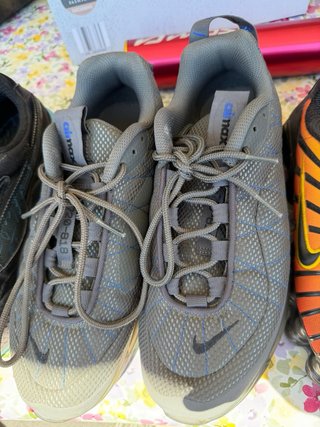 Pack de zapatillas de Nike y puma