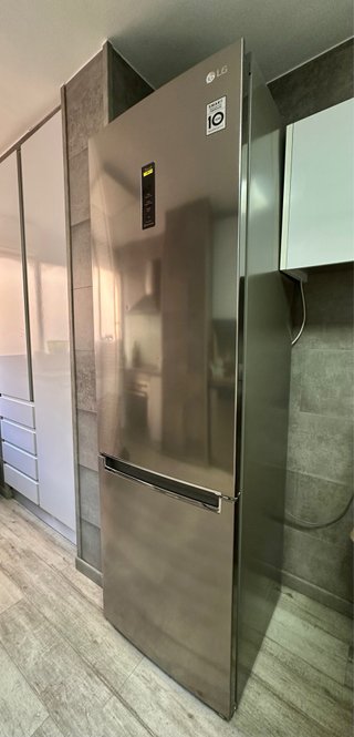 Frigorífico Combi LG no frost. Acero Inoxidable.