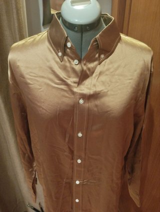 Camisa Relaxed Fit Charmeuse Seda Dorada