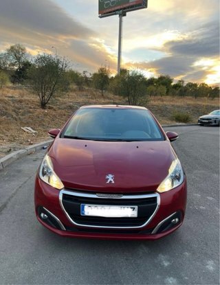 Peugeot 208 2015