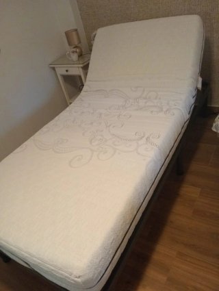 Cama articulada eléctrica