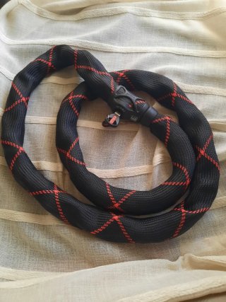 Cadena de seguridad para moto