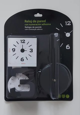 Reloj de Pared con Numeración Adhesiva
