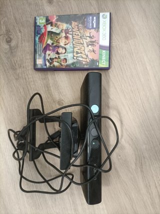 Sensore Kinect per Xbox 360 e gioco Kinect Adventures