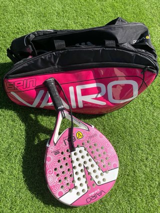 Paletero Varlio rosa y conjunto de padel talla M