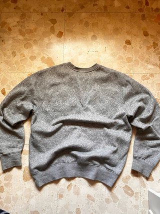 Sudadera Nike Gris Logo Arqueado
