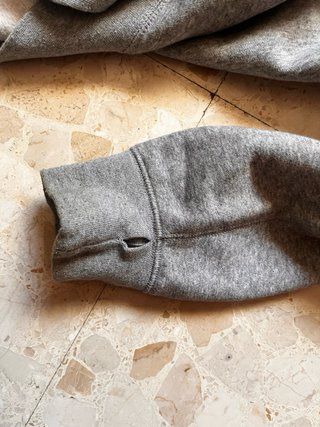 Sudadera Nike Gris Logo Arqueado