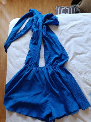 Vestido azul sexy atado con lazada
