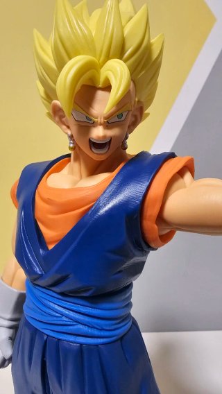 Figura Vegito Grandista