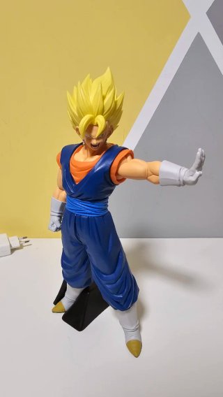 Figura Vegito Grandista