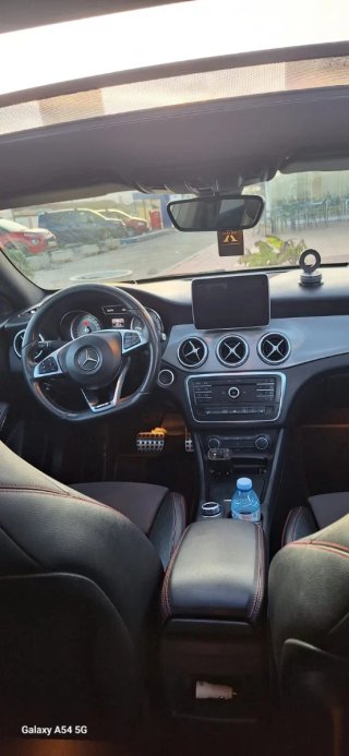 Mercedes-Benz Mercedes  2016