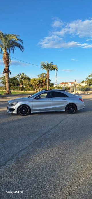 Mercedes-Benz Mercedes  2016