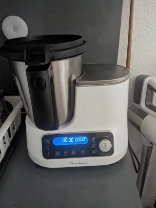 Robot de cocina blanco