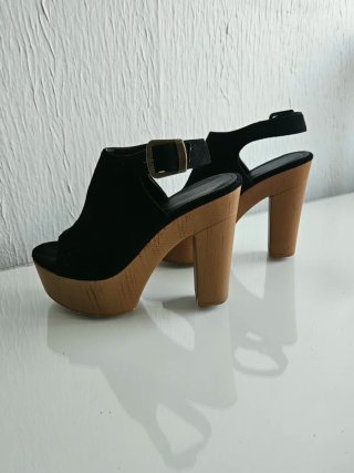 Sandalias