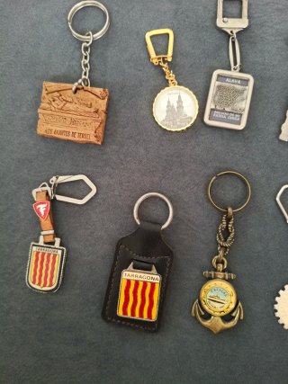 16 Llaveros localidades Españolas
