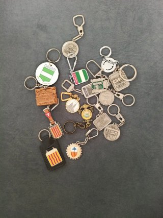 16 Llaveros localidades Españolas