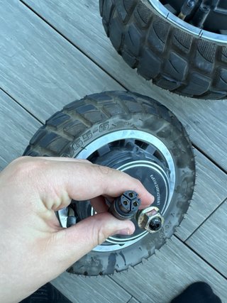 Motores Kukirin G3 Pro con disco de freno