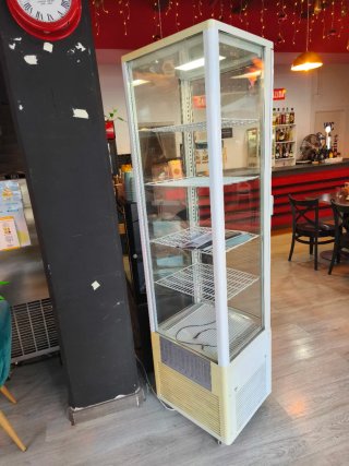 Vitrina Refrigerada 235L