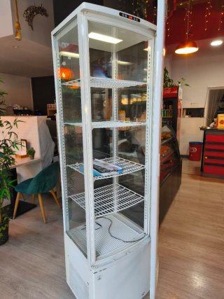 Vitrina Refrigerada 235L