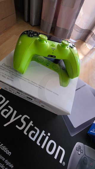 Ps5 Edición 30 aniversario + 3 Juegos + mando extr