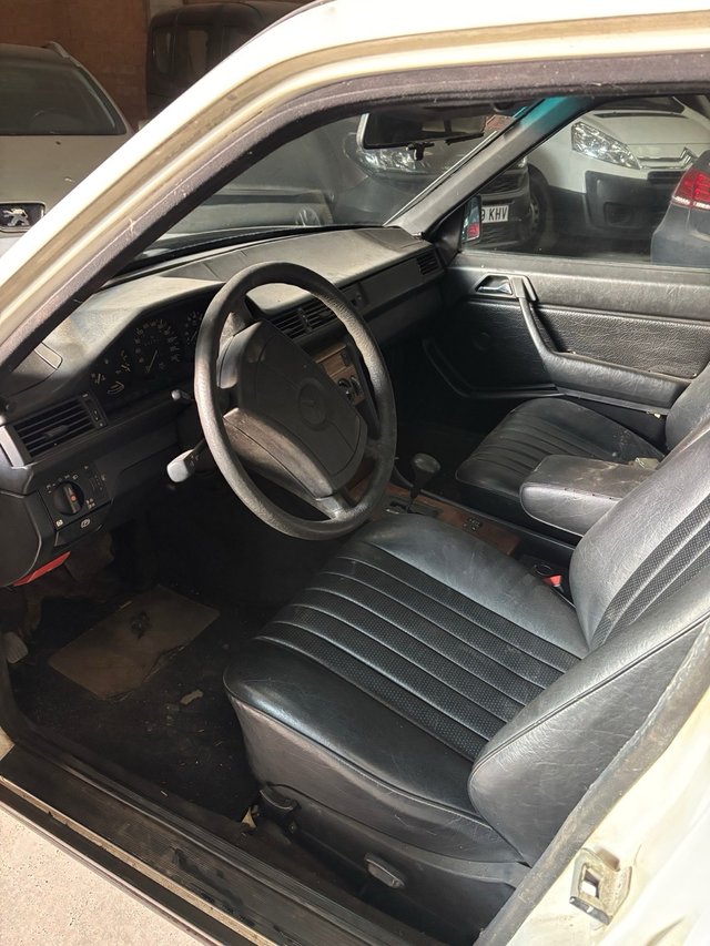 Mercedes-Benz Clase E 300 W124