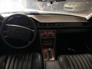 Mercedes-Benz Clase E 300 W124
