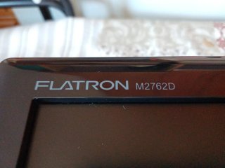 Televisión Monitor LG FullHD 27 pulgadas y soporte