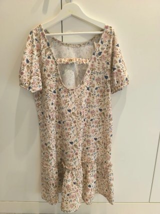 Vestido y cárdigan Mango
