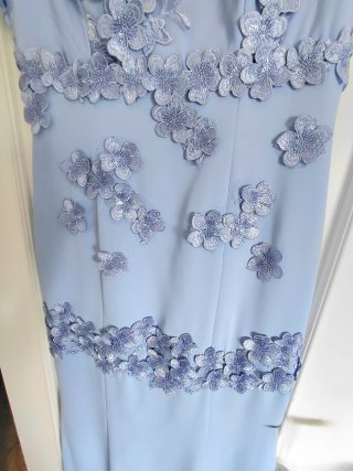 Elegante vestido de fiesta de Carla Ruiz