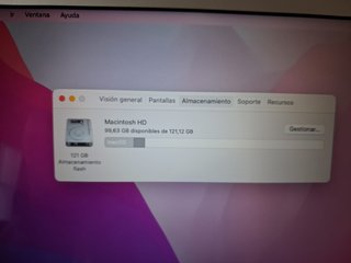Macbook Air 2017 Plata 13". Batería casi nueva.
