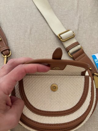 Bandolera pequeña beige y marrón