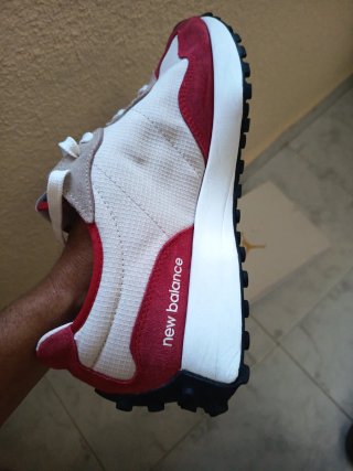 Zapatillas New Balance 327 Rojas y Blancas