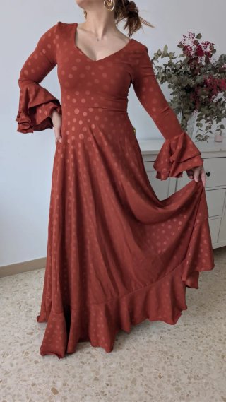 Bata flamenca lunares caldera