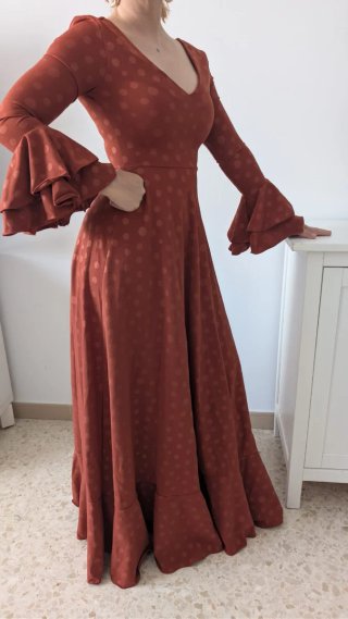 Bata flamenca lunares caldera