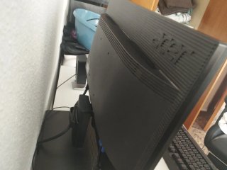 Pantalla Acer con altavoces integrados