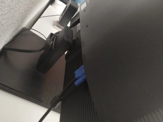 Pantalla Acer con altavoces integrados