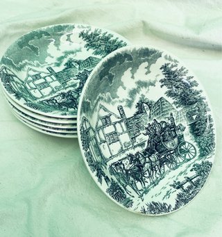Juego de vajilla clásico porcelana “Postas”