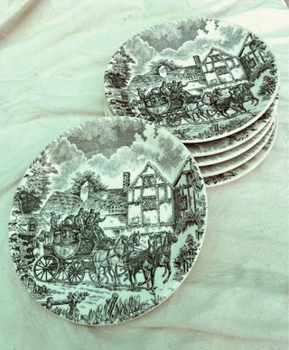 Juego de vajilla clásico porcelana “Postas”